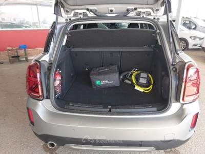 MINI Cooper MINI COOPER SE COUNTRYMAN CLASSIC 4WD AUTOMATICA 5 PORTE BERLINA usata Bari