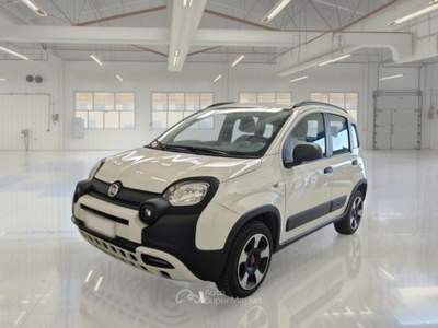 Fiat Panda FIAT PANDA 1.0 70 CV SES HYBRID CITY CROSS 5 PORTE BERLINA usata Casei Gerola