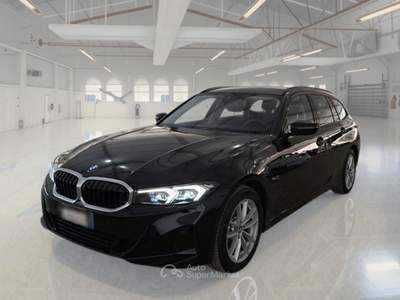 BMW Serie 3 320e BMW SERIE 3 320E TOURING AUTO STATION WAGON usata Verona