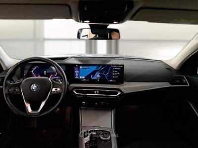 BMW Serie 3 320e BMW SERIE 3 320E TOURING AUTO STATION WAGON usata Verona