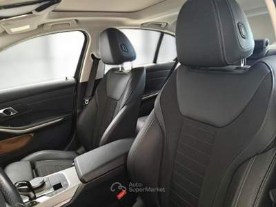 BMW Serie 3 330e BMW SERIE 3 330E BUSINESS ADVANTAGE AUTO 4 PORTE BERLINA usata Casei Gerola
