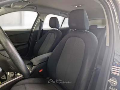 BMW Serie 1 116d BMW SERIE 1 116D BUSINESS ADVANTAGE AUTO 5 PORTE BERLINA usata Casei Gerola