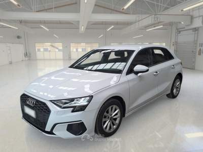 Audi A3 AUDI A3 SPORTBACK 30 TFSI MHEV S TRONIC BUSINESS S.BACK 5 PORTE BERLINA usata Verona