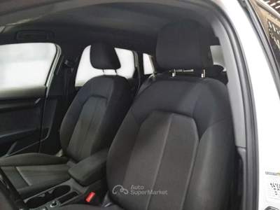 Audi A3 AUDI A3 SPORTBACK 30 TFSI MHEV S TRONIC BUSINESS S.BACK 5 PORTE BERLINA usata Verona