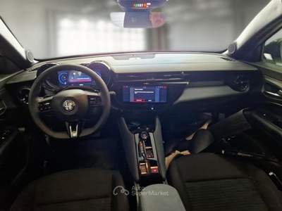 Alfa Romeo Junior ALFA ROMEO JUNIOR 1.2 136 CV HYBRID EDCT6 IBRIDA SUV usata Pozzuoli