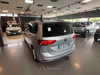 Volkswagen Touran Touran III 2015 1.6 tdi Comfortline dsg Argento usata Romano di Lombardia