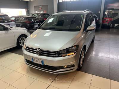 Volkswagen Touran Touran III 2015 1.6 tdi Comfortline dsg Argento usata Romano di Lombardia