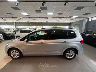 Volkswagen Touran Touran III 2015 1.6 tdi Comfortline dsg Argento usata Romano di Lombardia