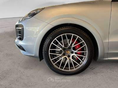 Porsche Cayenne BURMESTER, SPORT CHRONO, TETTO PANORAMICO, MATRIX LED, SCARICO SPORTIVO,  e CERCHI RS SPYDER 21" usata Milano