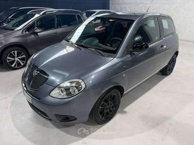Lancia Ypsilon 75cv usata Sedriano