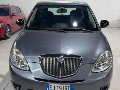 Lancia Ypsilon 75cv usata Sedriano
