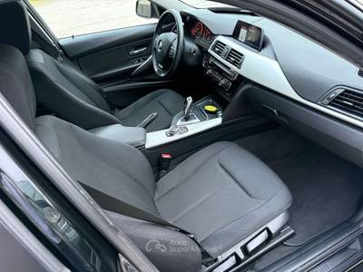 BMW Serie 3 318d 318 BMW 318d touring sport restyling navi+led euro6d Nero usata Rezzato