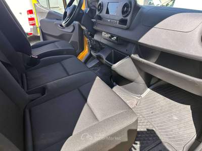 Mercedes-Benz Sprinter 2.2 CDI TETTO ALTO PASSO MEDIO !!! Giallo usata Cinisello Balsamo