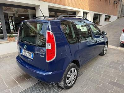 Skoda Roomster CR 75CV Easy Blu/Azzurro usata Roma