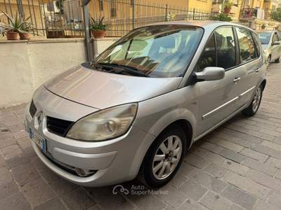Renault Scénic Scenic 1.9 dCi 130CV Grigio usata Roma