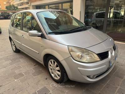 Renault Scénic Scenic 1.9 dCi 130CV Grigio usata Roma