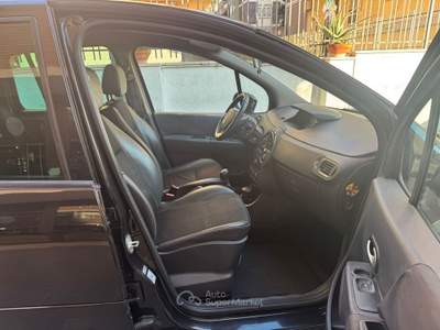Renault Modus Grand Modus 1.2 16V TCE Live UNIPRO Nero usata Roma
