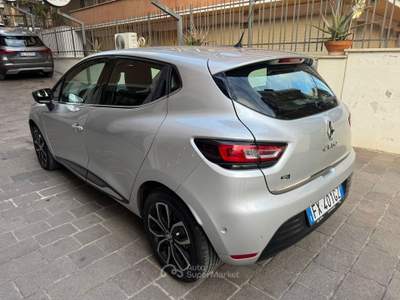 Renault Clio dCi 8V 90CV 5 porte Moschino Intens Grigio usata Roma