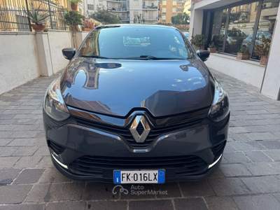 Renault Clio 5 porte Life IMPIANTO GPL Grigio usata Roma