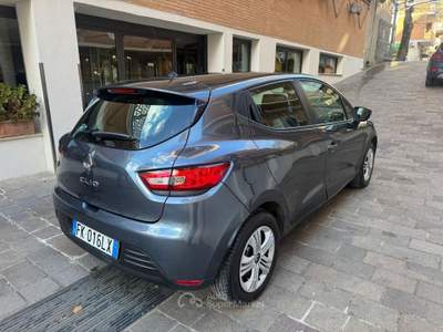 Renault Clio 5 porte Life IMPIANTO GPL Grigio usata Roma