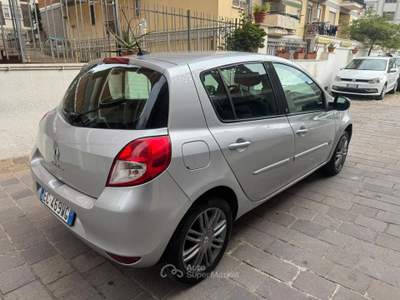 Renault Clio 5 porte Luxe Grigio usata Roma