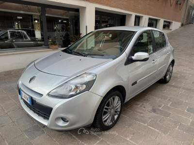 Renault Clio 5 porte Luxe Grigio usata Roma
