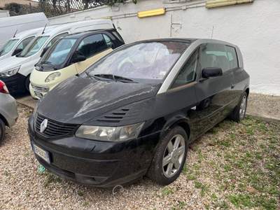 Renault Avantime 2.2 16V dCi Dynamique Nero usata Roma