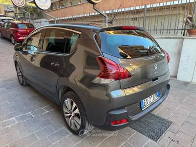 Peugeot 3008 Business Grigio usata Roma