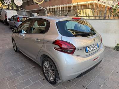 Peugeot 208 5p Allure IMPIANTO GPL Grigio usata Roma