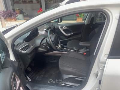 Peugeot 2008 Active IMPIANTO GPL Bianco usata Roma