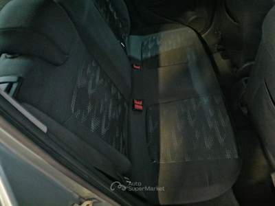 Opel Corsa 1.2 16v 85cv Cosmo Ok Neop. Grigio usata Roma