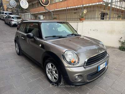 MINI 1.5 Cooper D Hype 5 One 1.6 16V One OK NEOPATENTATI Grigio usata Roma