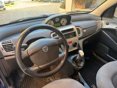 Lancia Ypsilon Argento IMPIANTO GPL Blu/Azzurro usata Roma