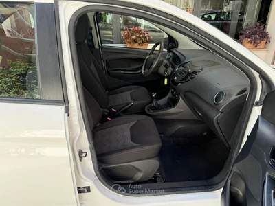Ford Ka + 1.2 Ti-VCT 29.000 KM GPL Bianco usata Roma