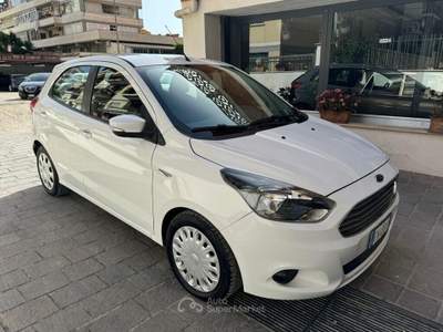 Ford Ka + 1.2 Ti-VCT 29.000 KM GPL Bianco usata Roma