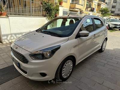 Ford Ka + 1.2 Ti-VCT 29.000 KM Bianco usata Roma