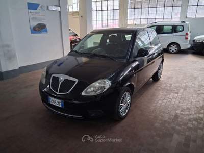 Lancia Ypsilon y 1.2 8V 60cv Ok Neopatentati Nero usata Roma