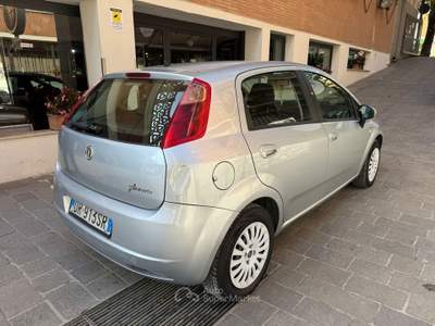 Fiat Grande Punto 90CV 5 porte Dynamic Grigio usata Roma
