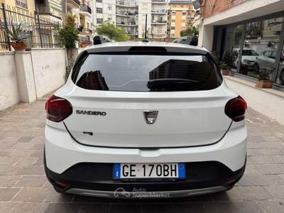Dacia Sandero Stepway 1.0 TCe ECO-G Expression Bianco usata Roma