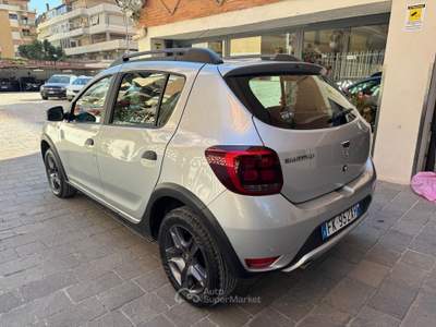 Dacia Sandero GPL 90CV Speciale Brave Grigio usata Roma