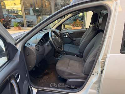 Dacia Duster 4x2 Laureate IMPIANTO GPL Bianco usata Roma