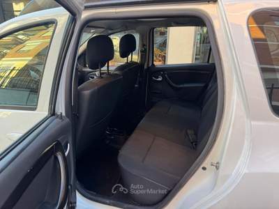 Dacia Duster 4x2 Laureate IMPIANTO GPL Bianco usata Roma