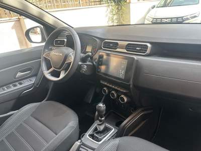 Dacia Duster 4x2 Journey Nero usata Roma