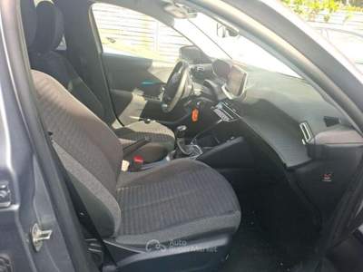 Peugeot 208 PEUGEOT 208 1.2 PURETECH 75CV SeS STYLE ( FARI LED Grigio usata Salerno
