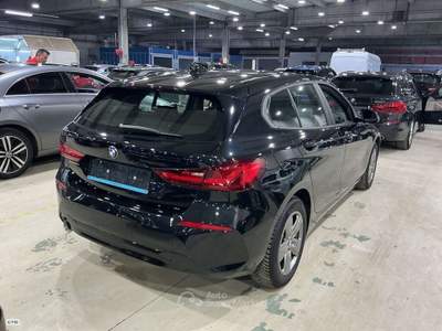 BMW Serie 1 116d 116 BMW 116D 115CV 6M. BUSINESS ADVANTAGE ( FARI LED - Nero usata Salerno