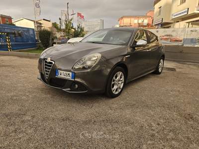 Alfa Romeo Giulietta Exclusive Grigio usata Aprilia