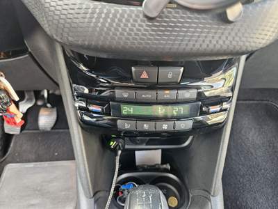 Peugeot 208 5 porte Allure Nero usata Aprilia
