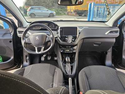 Peugeot 208 5 porte Allure Nero usata Aprilia