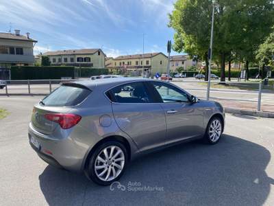 Alfa Romeo Giulietta 1.6 jtdm 120cv Grigio usata Treviglio