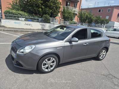 Alfa Romeo Giulietta 1.4 t. Distinctive 120cv Grigio usata Treviglio